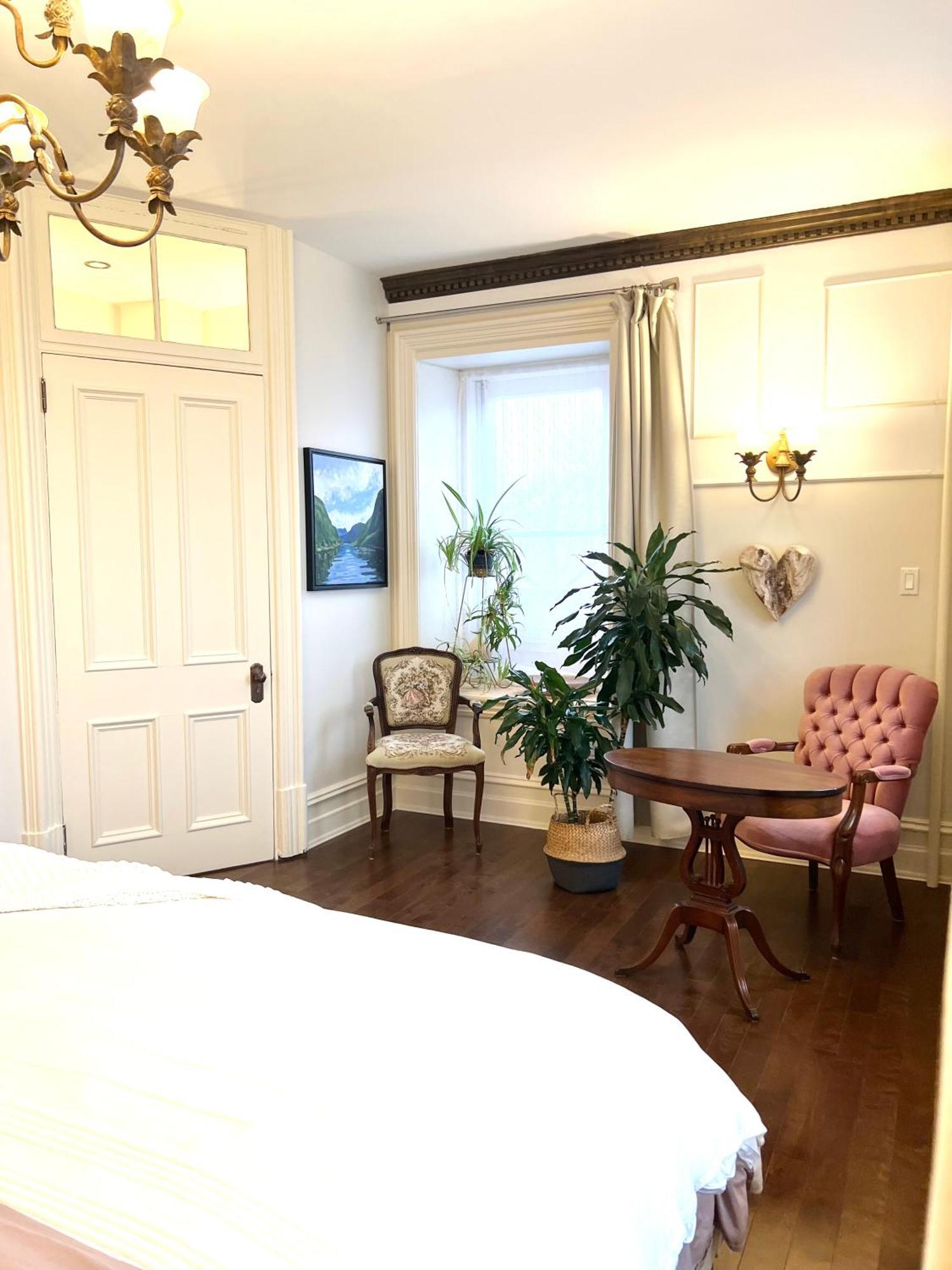 Bed and Breakfast La Demeure Du Capitaine Neuville Esterno foto